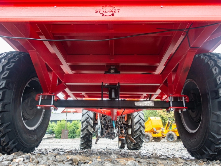 przyczepa-rolnicza-jednoosiowa-z-wywrotem-R-280-020.jpg