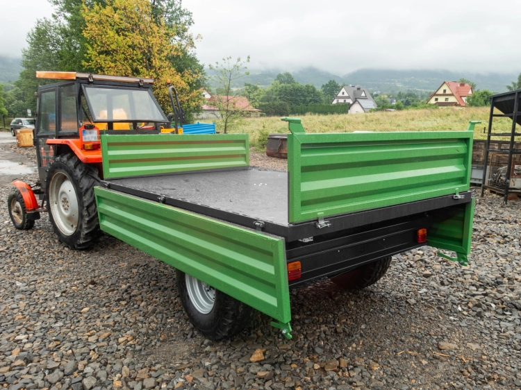 przyczepa-rolnicza-jednoosiowa-z-wywrotem-R-280-RAL9005-06.jpg