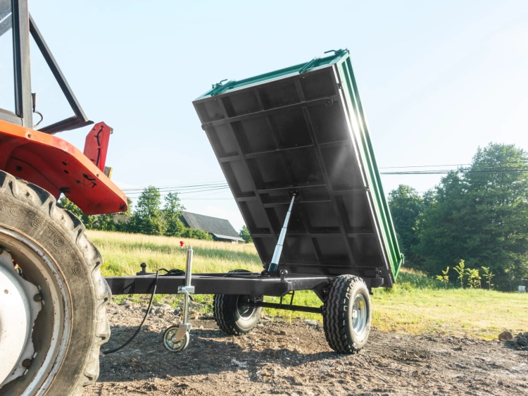 przyczepa-rolnicza-jednoosiowa-z-wywrotem-R-280-RAL9005-19.jpg
