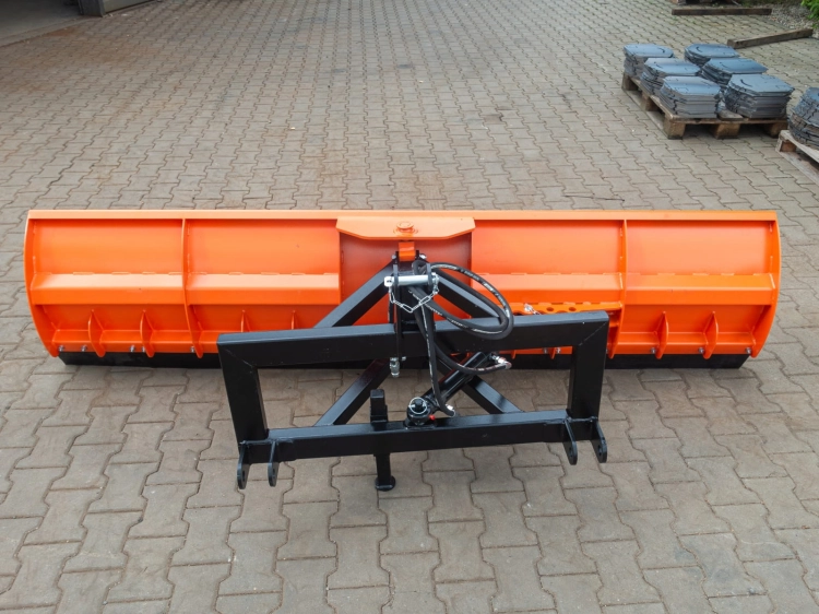 plug-sniezny-na-tuz-tur-euroramke-200cm-ral2004-5.jpg