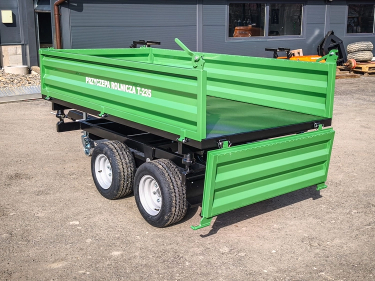 przyczepka -rolnicza-do-traktora-z-wywrotem-T-235cz-7.jpg