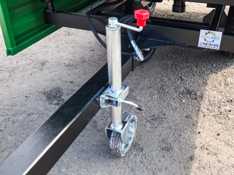 przyczepka -rolnicza-do-traktora-z-wywrotem-T-235cz-19.jpg