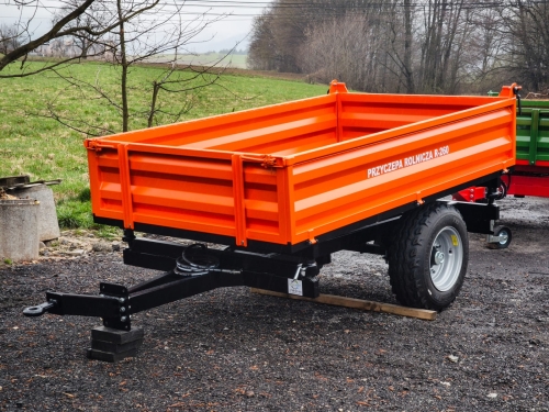 przyczepa-rolnicza-jednoosiowa-z-wywrotem-R-260H-cp-1.jpg