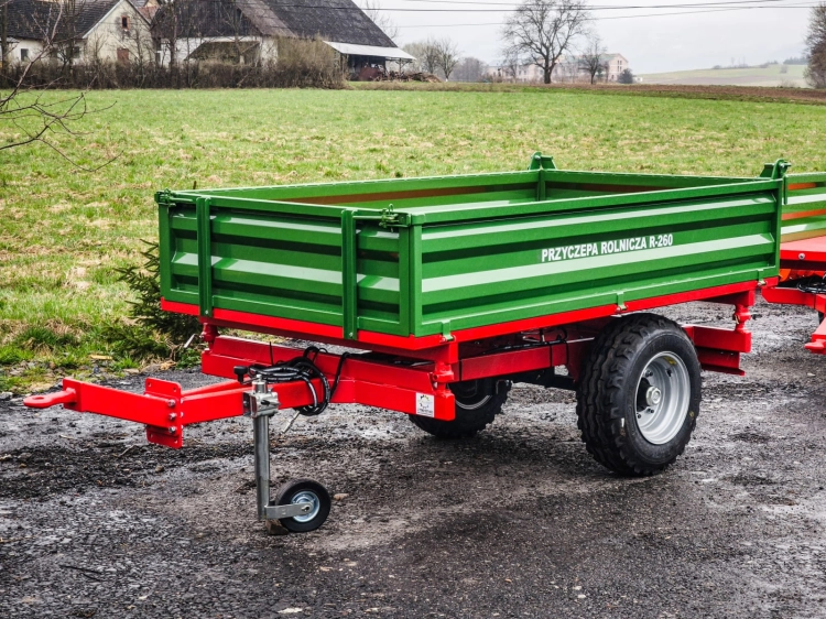 przyczepa-rolnicza-jednoosiowa-z-wywrotem-R-260H-zc-1.jpg