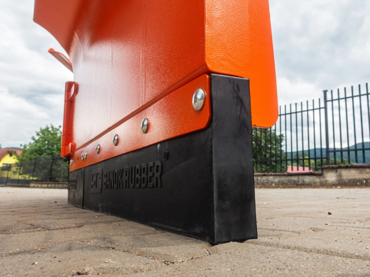 plug-sniezny-strzalkowy-tuz-euro-8.jpg