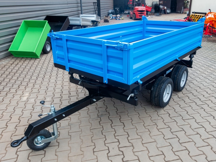 przyczepa-rolnicza-do-traktora-T235-cn-ogrodowa-z-kiprem-black-6.jpg