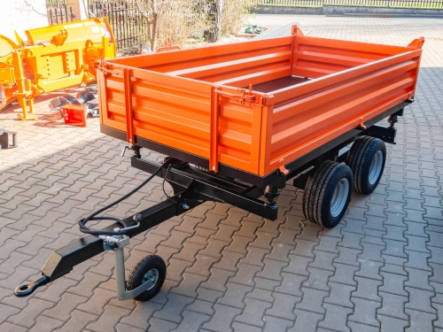 przyczepka -rolnicza-do-traktora-z-wywrotem-T-235cp-2.jpg