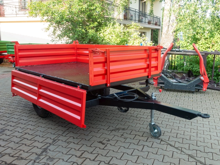przyczepa-rolnicza-jednoosiowa-z-wywrotem-R-260-5.jpg