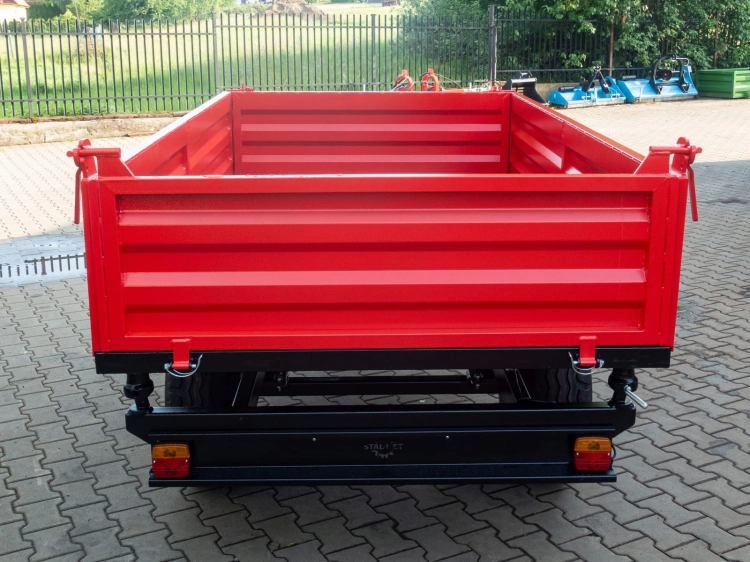 przyczepa-rolnicza-jednoosiowa-z-wywrotem-R-260-7.jpg